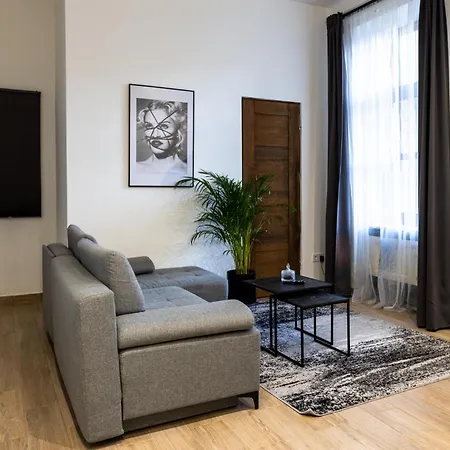 Devai With Free Netflix Near The Westend City Center Apartament Budapeszt